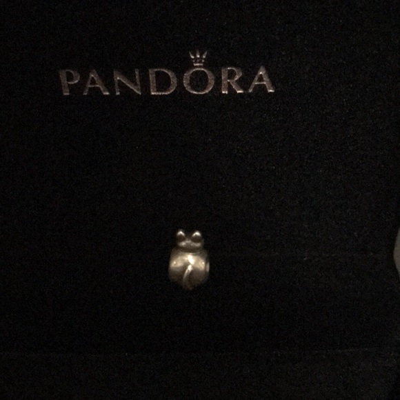 Pandora Retired Kitty 🐱 Charm - Picture 2 of 3